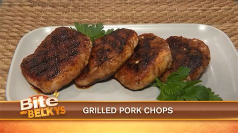 Grilled Pork Chops / Belkys
